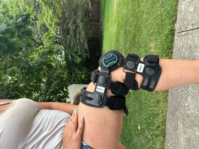 Lightweight Knee Braces: Comfort and Mobility for Everyday Life